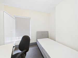 Photo 17- click for photo gallery